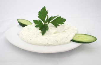 Stopping The Scratching And Sniffles Of Canine Allergies With Probiotics